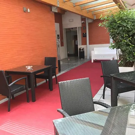 بوتيك غاريوس فندق 4*